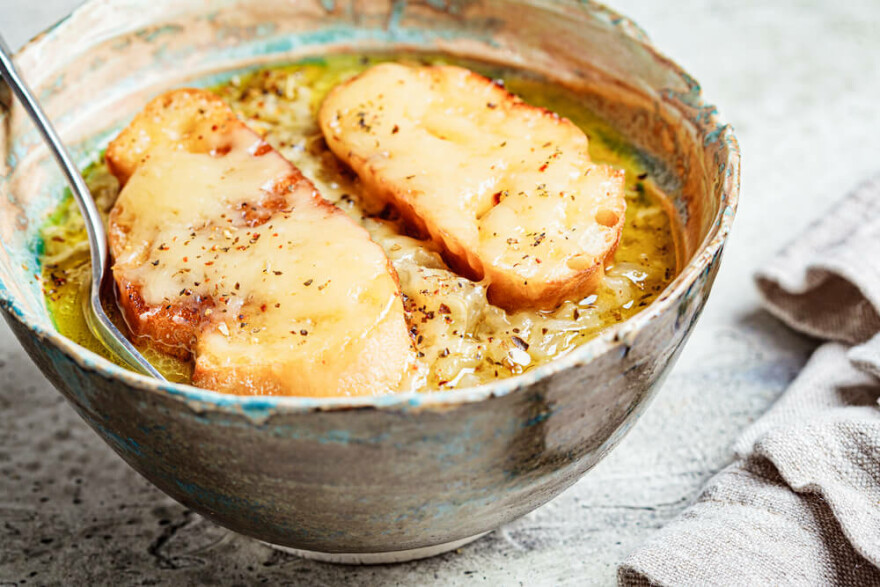 Slow Cooker French Onion Soup recipe